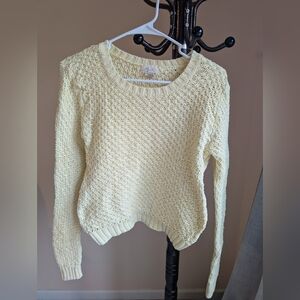 Pale yellow cropped sweater